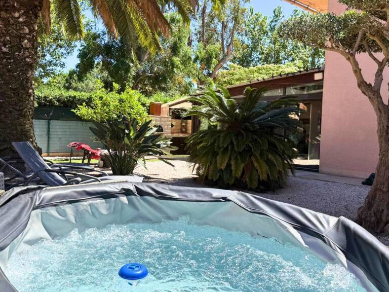 Appartement Duplex avec Jardin & Dépendance 93 m² utiles  À 5 min de la Plage — photo 1