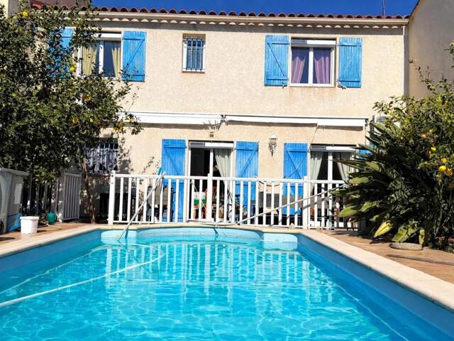 Maison familiale avec piscine  119 m² utiles — photo du bien