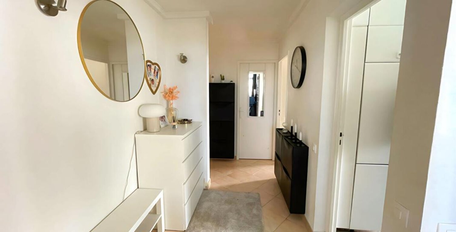 Exclusivité, vendu avec locataire, T4 Marseille 15ème , Résidence Val pins, quartier Les Borels — photo 1