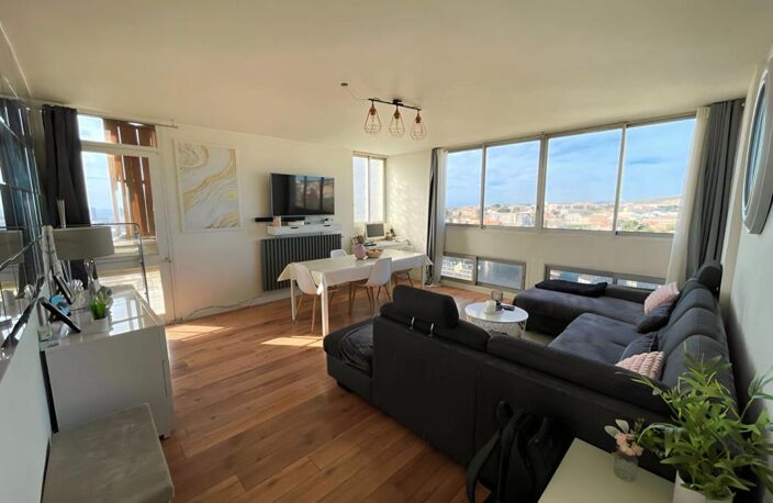 Exclusivité, vendu avec locataire, T4 Marseille 15ème , Résidence Val pins, quartier Les Borels — photo 2