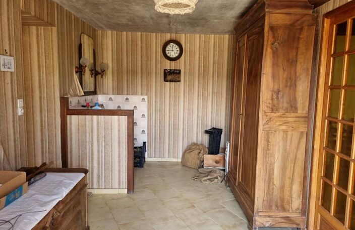 "EXCLUSIVITE"  GRANDE FERME 6 pièce(s)  et 28116 m² — photo 3