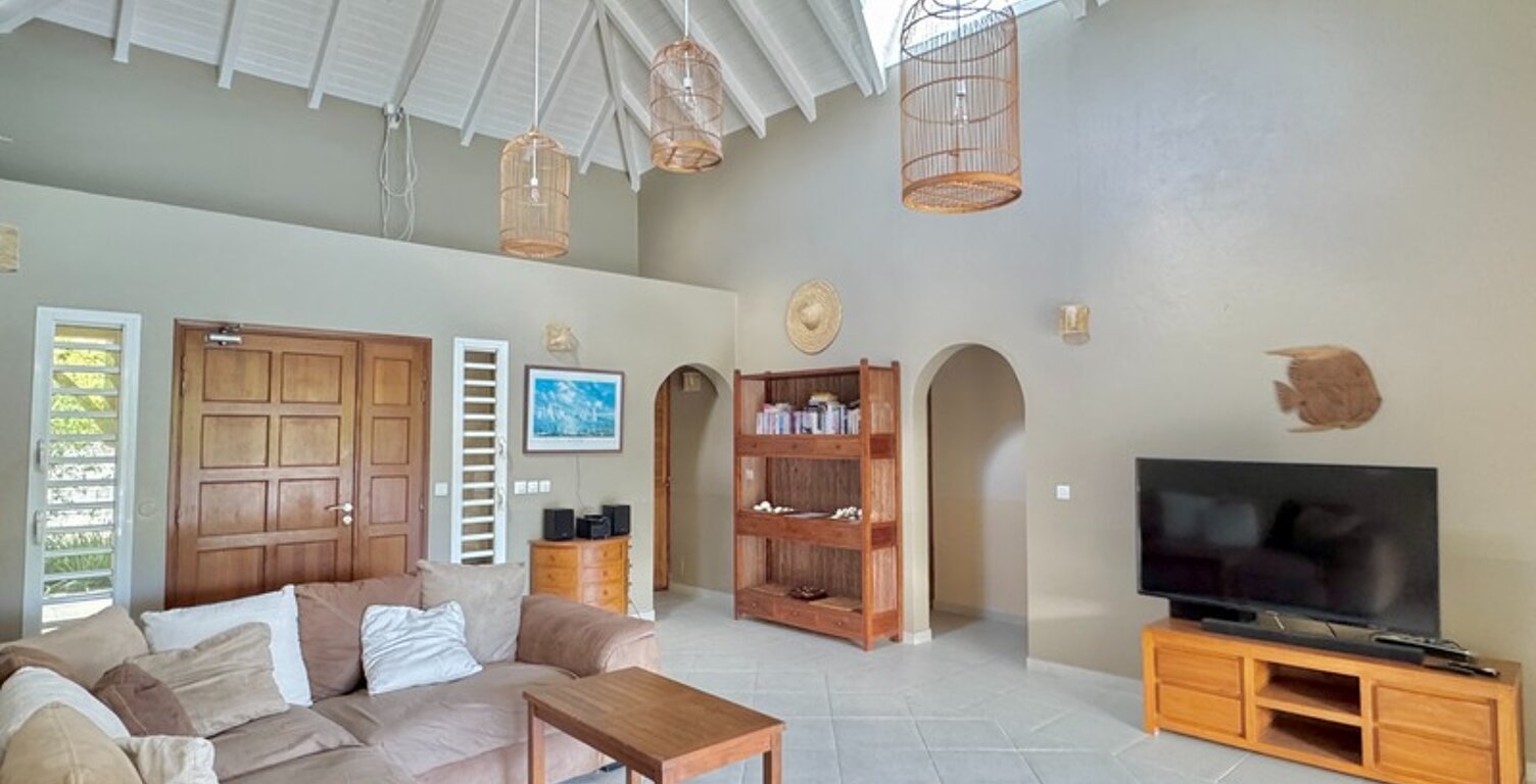 SAINT-FRANÇOIS – VILLA D’EXCEPTION AVEC GRANDE PISCINE, À 5 MINUTES DES PLAGES — photo 1