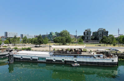 Péniche habitation de 170 m² avec terrasse couverte de 60 m², offrant un cadre de vie exceptionnel sur la Saône — photo du bien