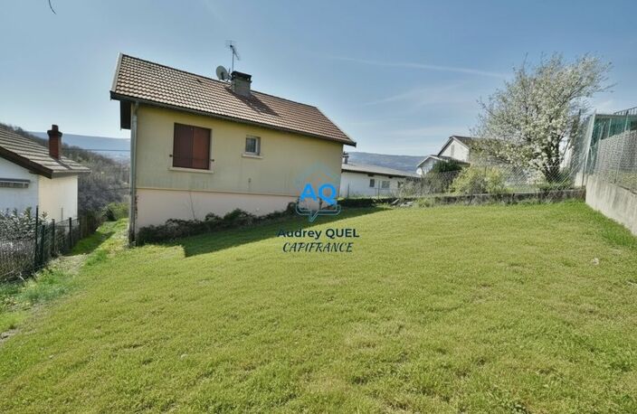 Maison familiale - 6 pièces - 164 m² de surface totale (100,50m² habitables) avec vue dégagée et fort potentiel – VALSERHONE (01) — photo 2