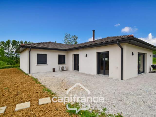 Maison à vendre 5 pièces proche de BLETTERANS, LONS LE SAUNIER(39) — photo du bien