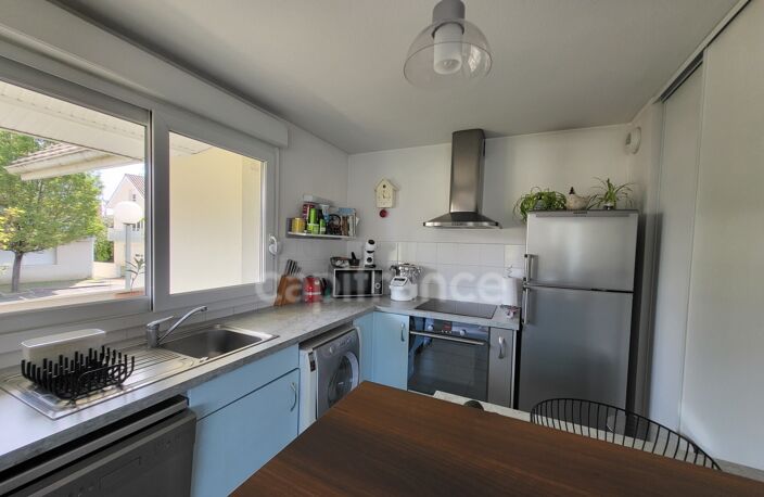 Charmant duplex lumineux type 3 avec balcon filant et parking – Résidence calme, EYSINES (33) — photo 3
