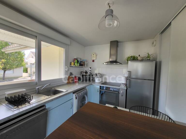 Charmant duplex lumineux type 3 avec balcon filant et parking – Résidence calme, EYSINES (33) — photo 1