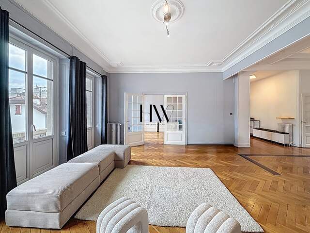 Appartement haussmannien de 161 m² – Centre-ville d’Annemasse – Idéal frontalier Genève — photo du bien