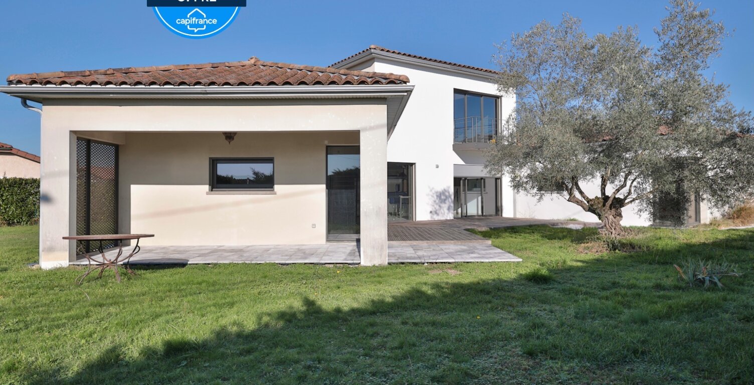 Maison à vendre 6 pièces MANZIAT (01) — photo 1
