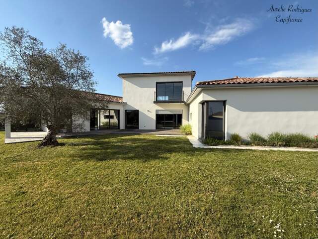 Maison à vendre 6 pièces MANZIAT (01) — photo du bien