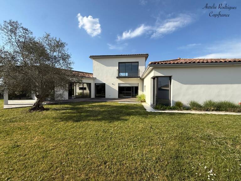 Maison à vendre 6 pièces MANZIAT (01) — photo 1