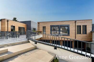 Appartement 4 pièces 363000 €