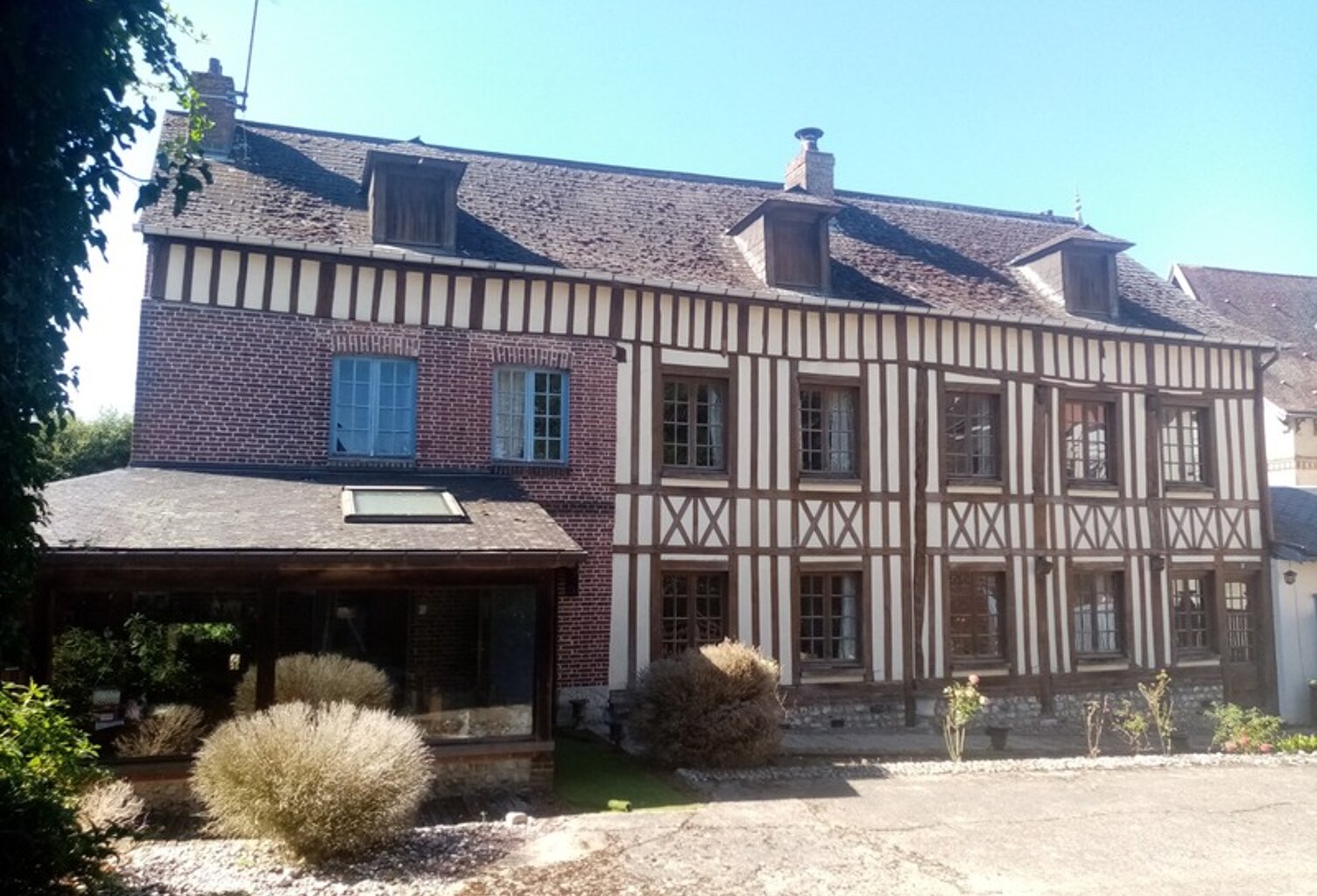 Maison à vendre 5 pièces YVETOT (76) — photo 1