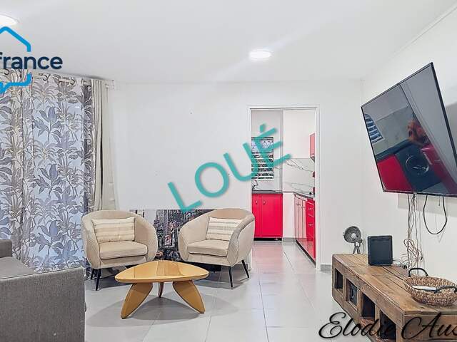 Appartement à louer 2 pièces LE GOSIER (971) — photo du bien