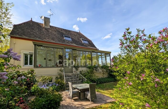 Dpt Saône et Loire (71), à vendre à 15 mn de St Marcel Villa de 163 m² et Maison ou Gite de 95 m² terrain de 4000 m² — photo 3