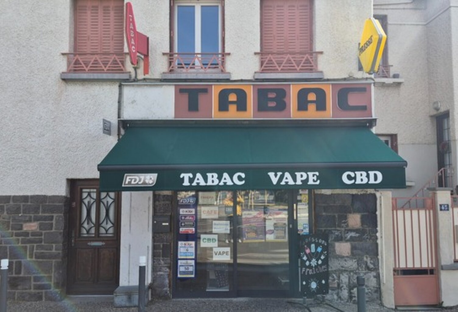 Tabac à vendre à RIOM (63) — photo 1