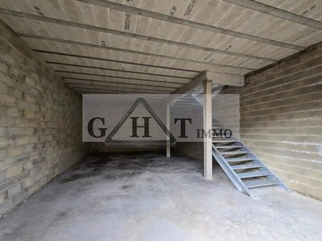 Local d'activités 140m2 à vendre Cormeilles — photo du bien