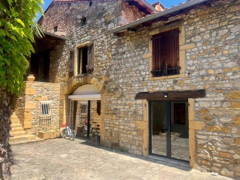 Maison en pierre avec piscine à Châtillon — photo 1