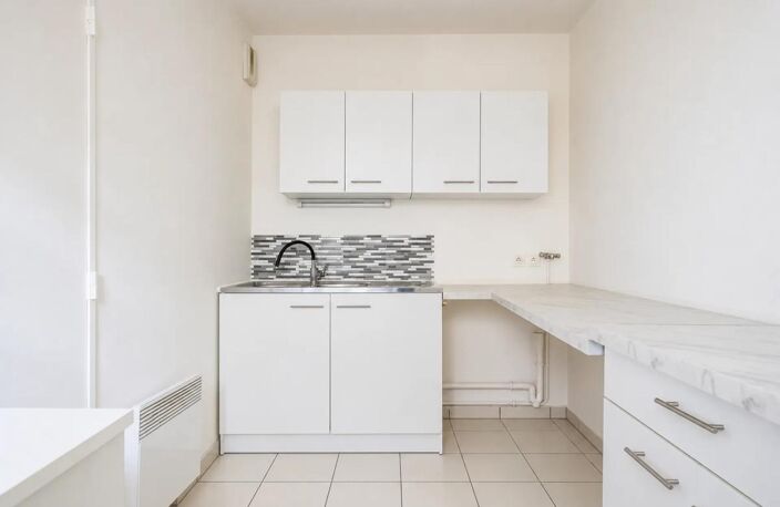 Pavillons sous Bois - Appartement F3 - 71m2 avec jardin privatif — photo 2