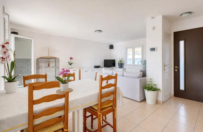 Maison familiale 4 pièces avec jardin — photo 2