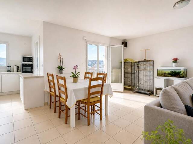 Maison familiale 4 pièces avec jardin — photo du bien
