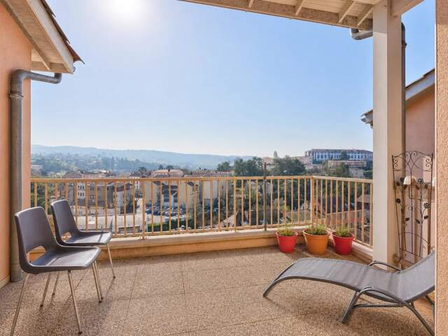 Maison familiale 4 pièces avec jardin — photo du bien