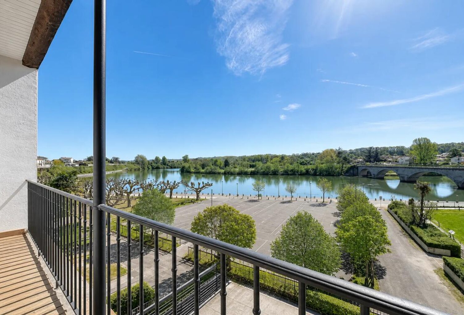 Vue Garonne : maison + appart. indép. + garage — photo 1