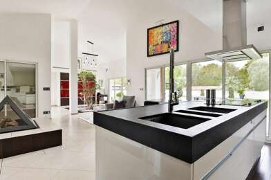 Maison 6 pièces 609700 €