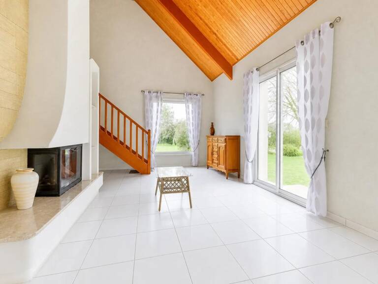 Spacieuse maison 5 pièces avec grand jardin — photo 1