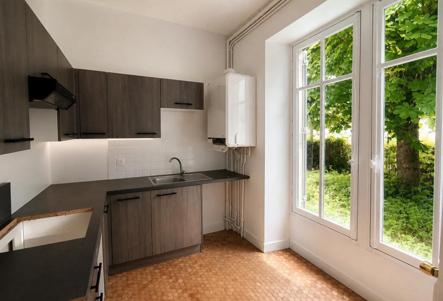 Maison de 133 m² – Terrain arboré 764 m² -Fort potentiel — photo 1