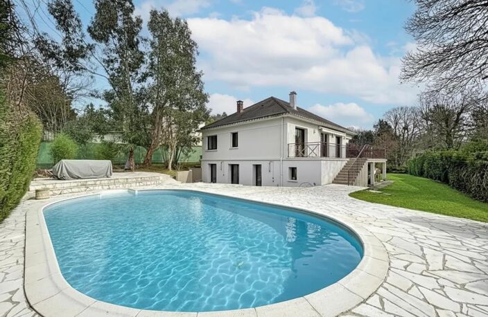 Maison 9 pièces 220 m² avec piscine à Montmorency — photo 2