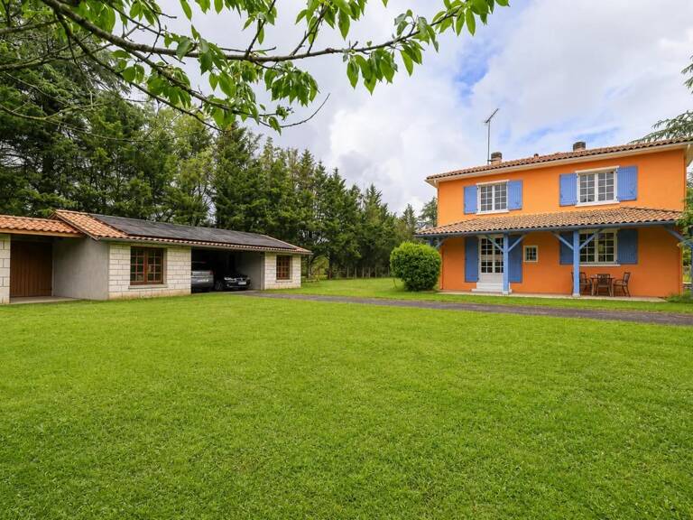 Belle maison familiale de 147 m² avec piscine à Coutras — photo 1
