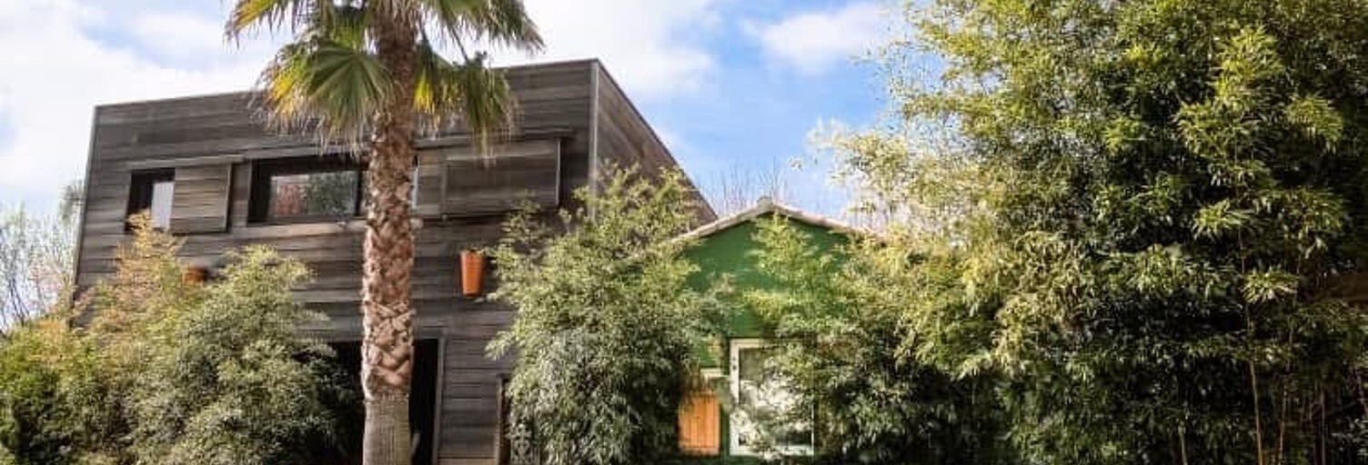 Maison 5 Pièces 196 m² à louer à Hyères (83400)