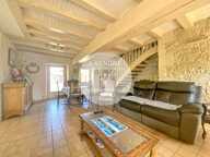 PROCHE CENTRE, BELLE LONGERE DE 160 M² AVEC DEPENDANCES — photo 4