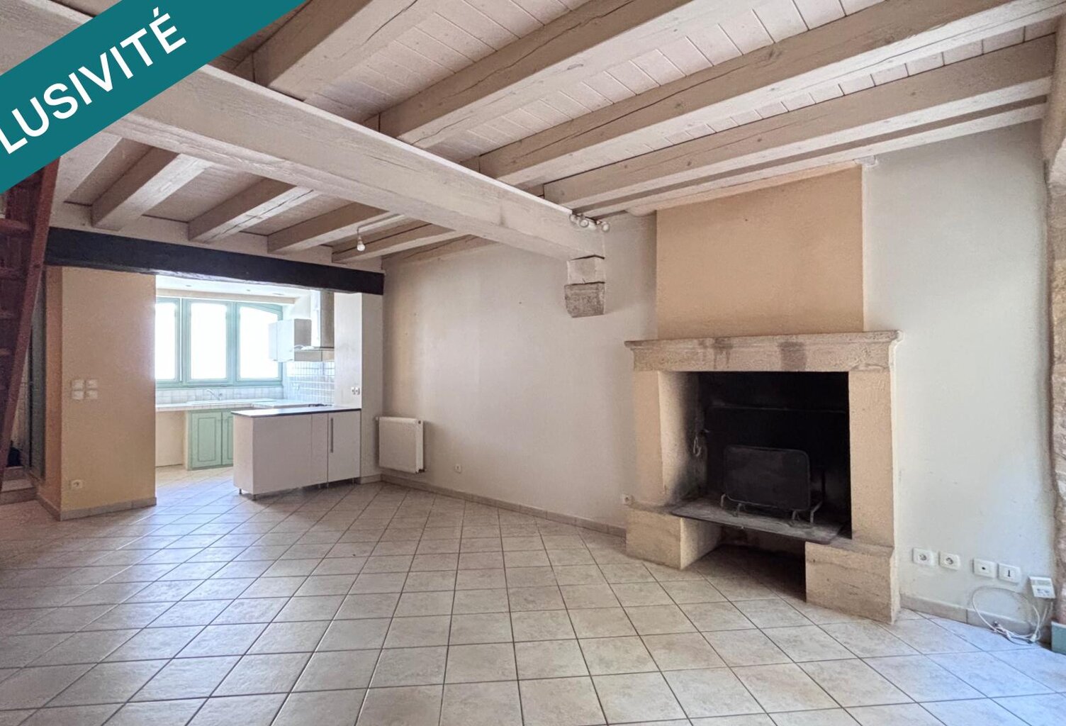 Maison de ville avec un extérieur, 3 chambres, bureau — photo 1