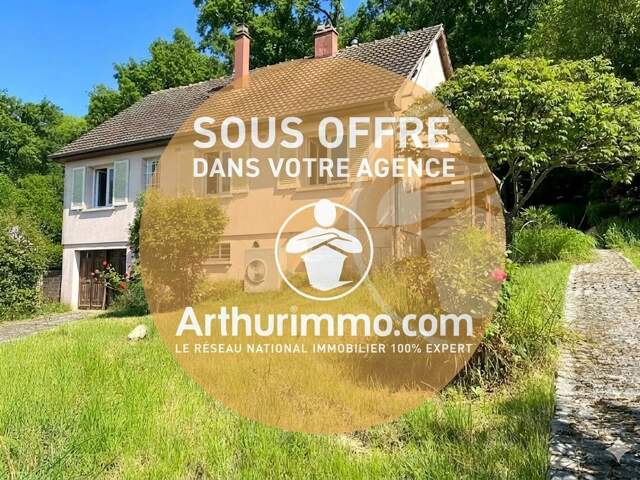 Maison avec grand terrain et vue nature à 3 min de la gare — photo du bien