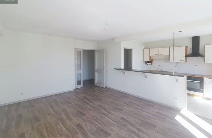 Appartement T3 RODEZ — photo 3