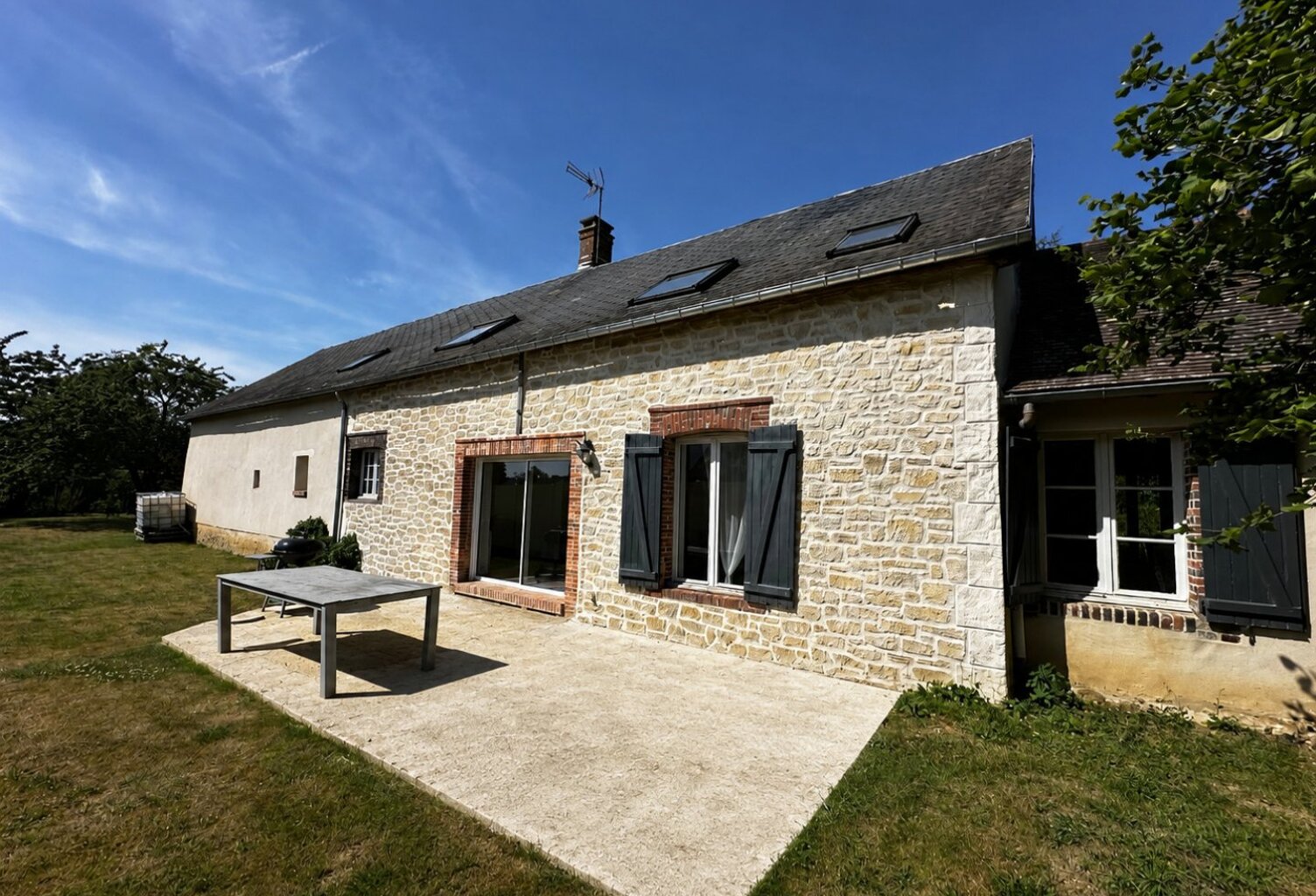 Maison — photo 1