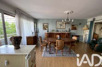 Appartement 5 pièces 136000 €