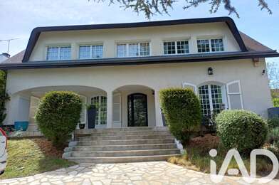 Maison 8 pièces 836000 €