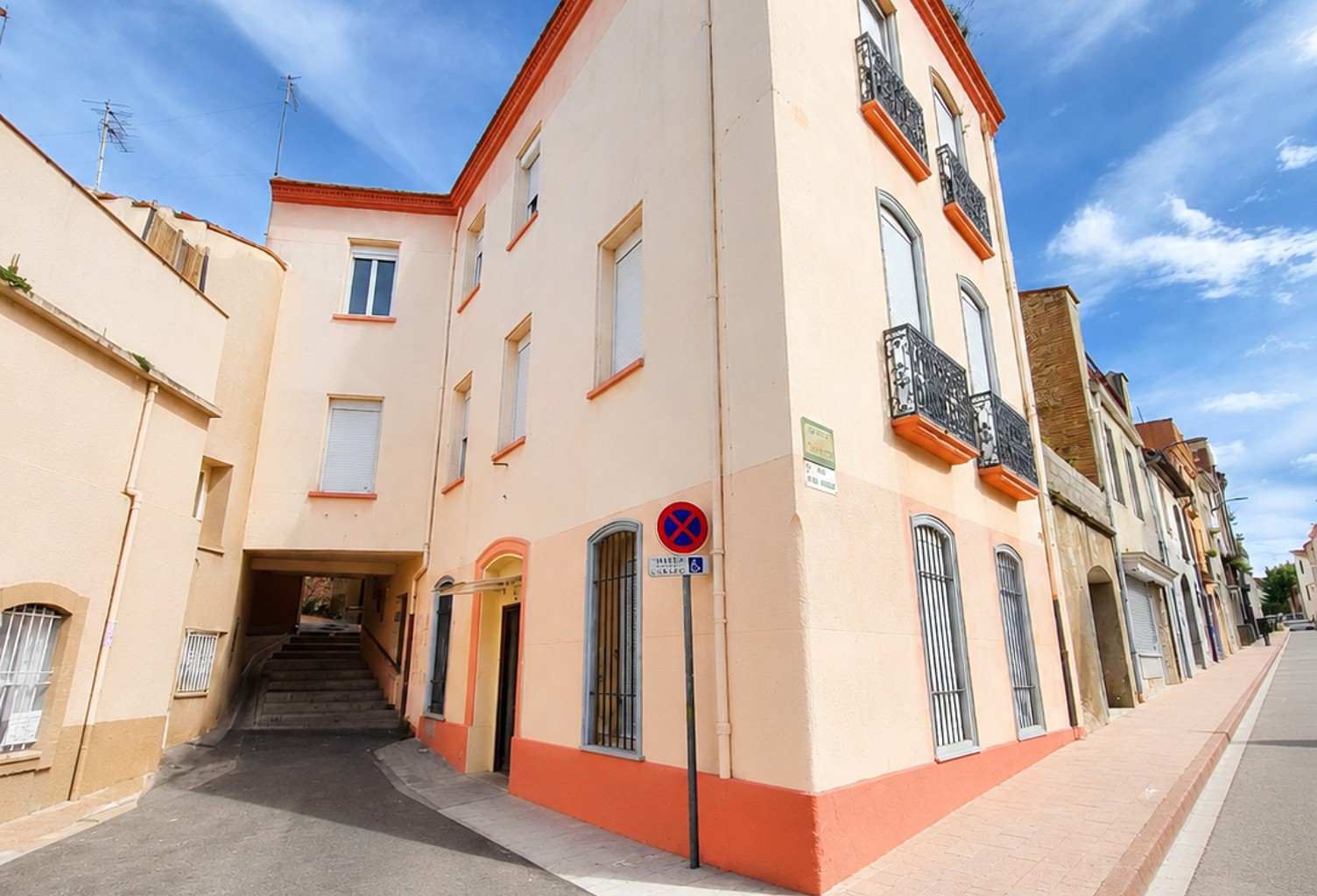 Vente Immeuble 180 m&sup2; — photo 1