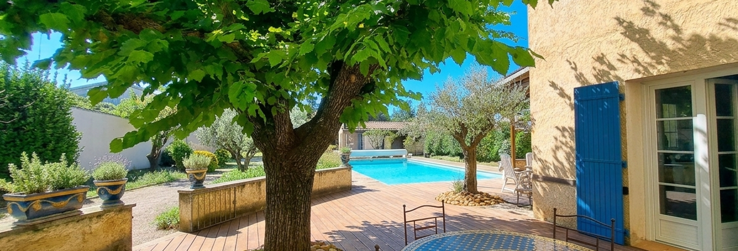 Maison 7 Pièces 220 m² à vendre à Carpentras (84200)