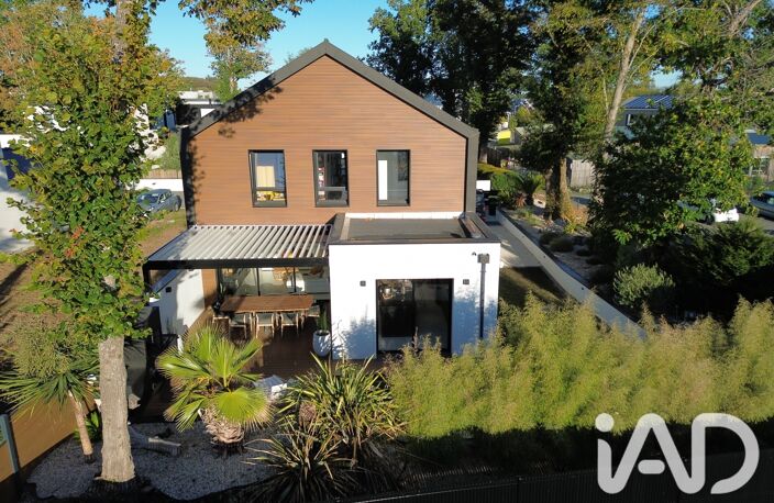 Vente Maison/villa 7 pièces — photo 2