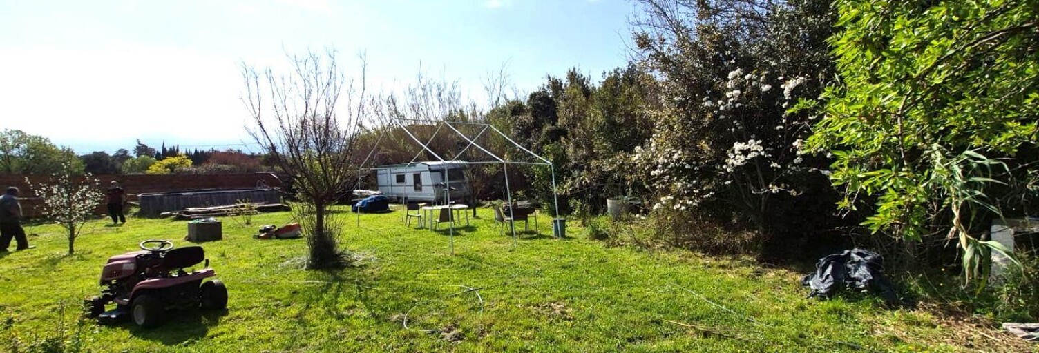 Terrain  2389 m² à vendre à Bages (66670)