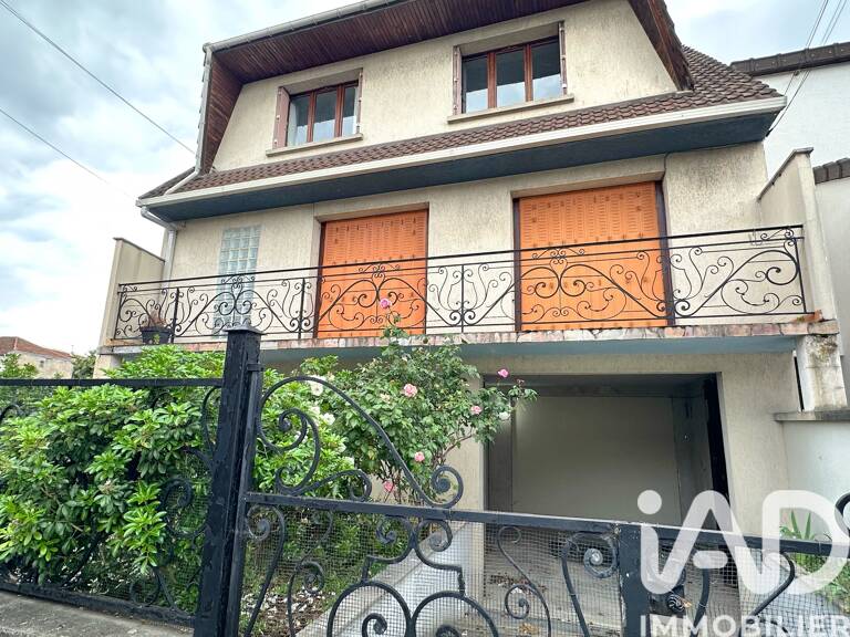 Vente Immeuble 203 m&sup2; — photo 1