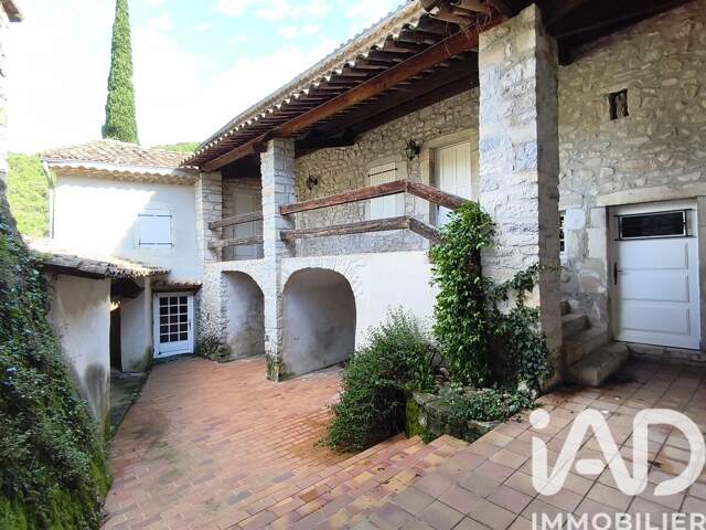 Vente Maison de campagne 10 pièces — photo du bien