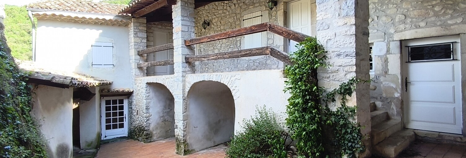Maison 10 Pièces 294 m² à vendre à Saint-Thomé (07220)