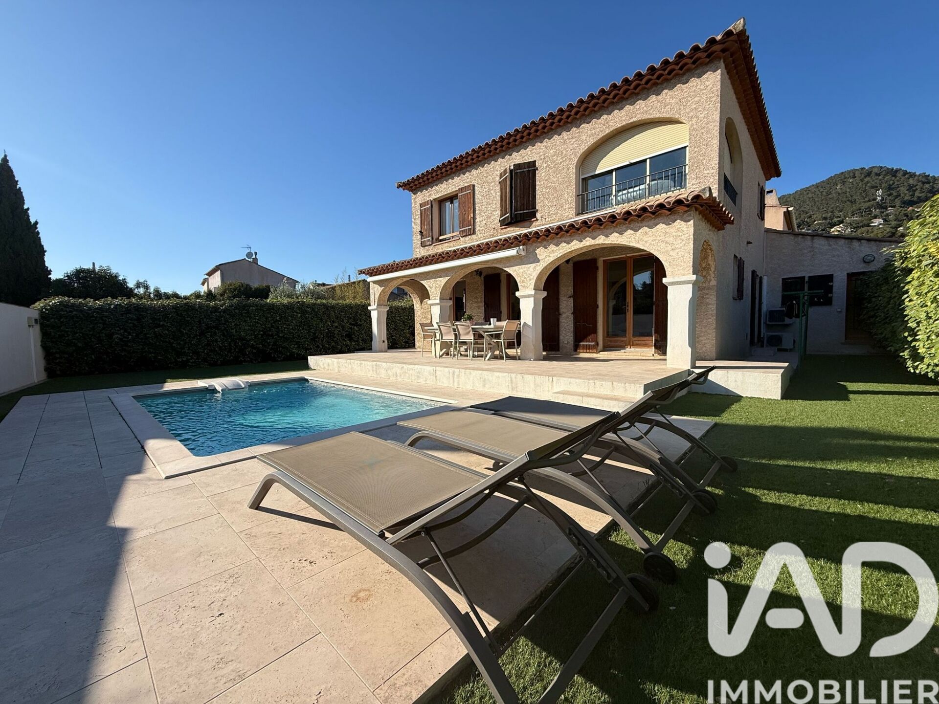 Maison à vendre, 6 pièces, 133 m², Carqueiranne
