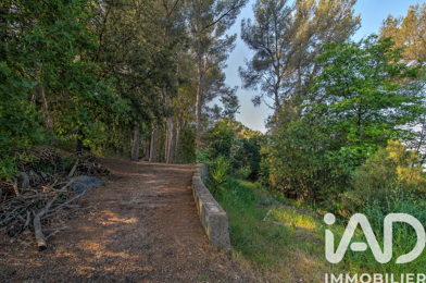 Terrain  420000 €