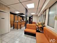 Vente Bureaux 200 m&sup2; — photo 3